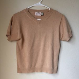 Tocca camel crop v neck sweater